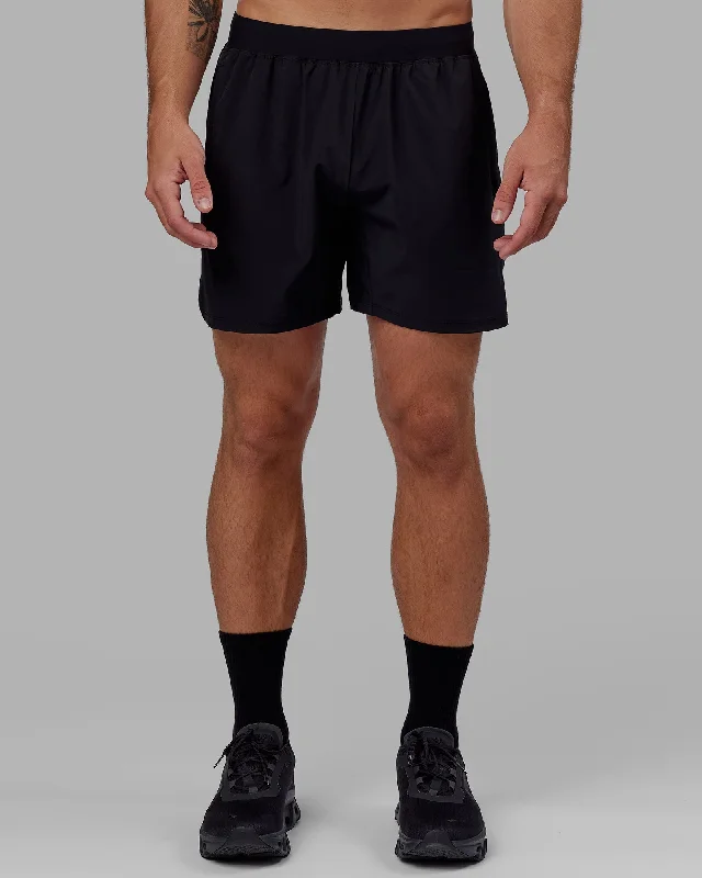 Men's Pants with Contrast StitchingChallenger 6" Performance Shorts - Black