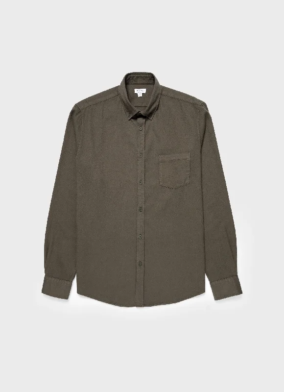 Men's Solid-Color Block Shirts for a Bold StatementMen's Button Down Flannel Shirt in Khaki