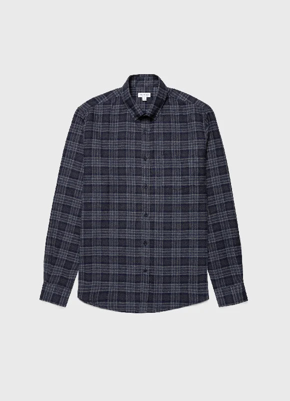 Men's Moisture-Wicking Shirts for All-Day ComfortMen's Button Down Flannel Shirt in Navy Check