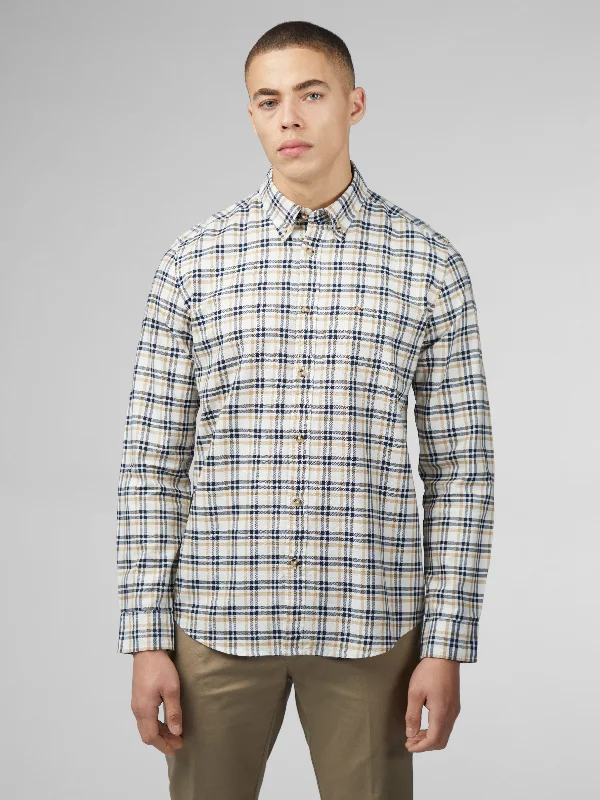 Layered Men's Henley ShirtsSignature Oxford Check Shirt - Snow White