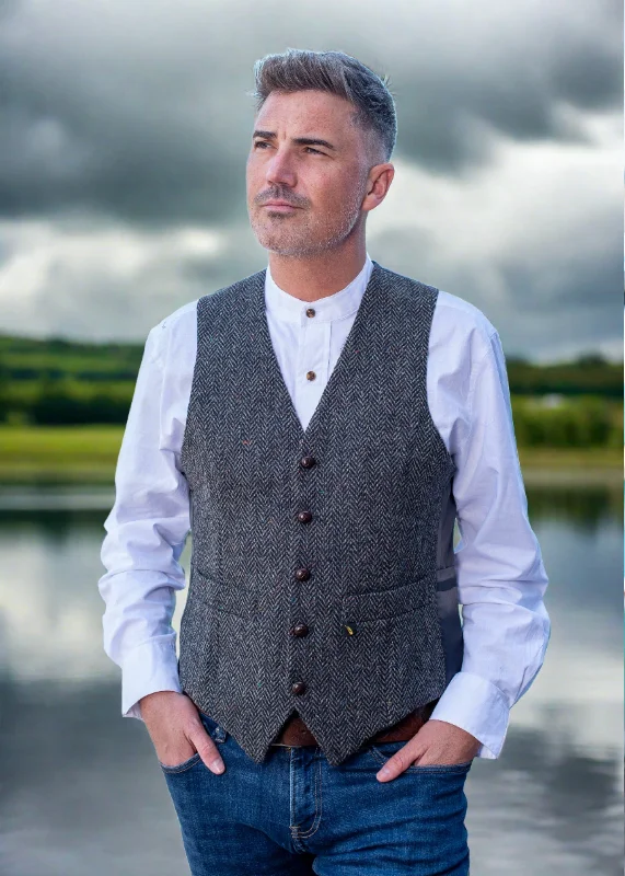 Men's Coats with Convertible CollarsDonegal Tweed Charcoal Herringbone Waistcoat - Hatman