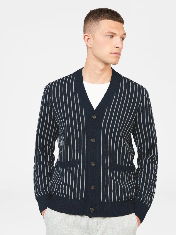 Men's Sweaters with Roll-Neck DesignsJacquard Stripe Knit Cardigan