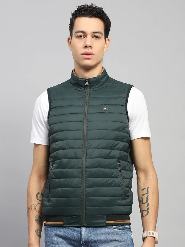 Men's Coats with Ripstop FabricMen Green Solid Mock Neck Sleeveless Jacket