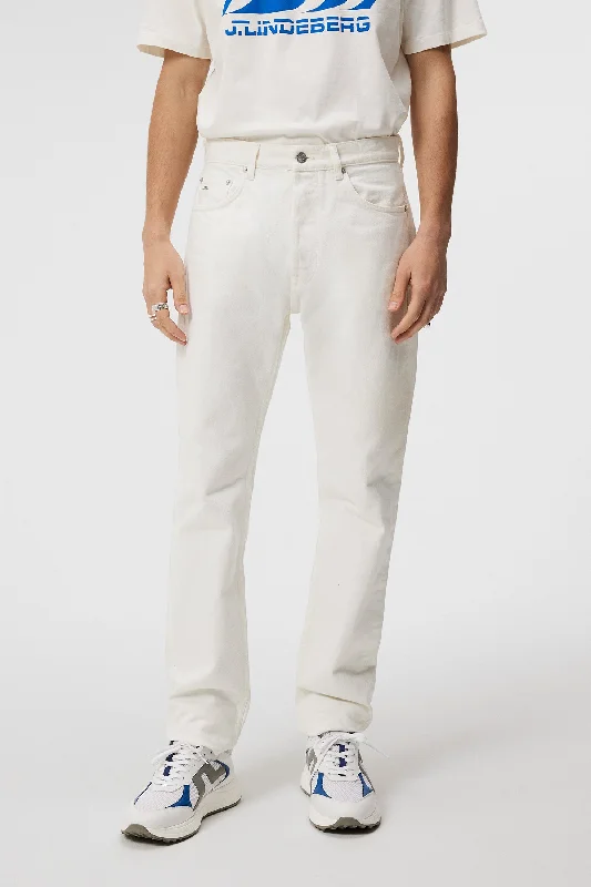 Winter Men's JeansCody Solid Regular Jeans